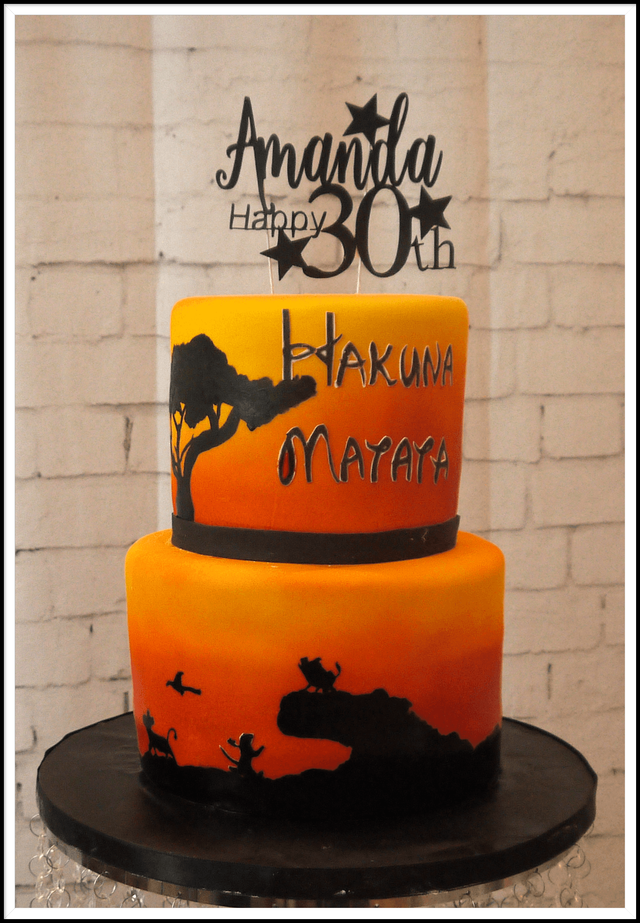 Decorated Cake Hakuna Matata