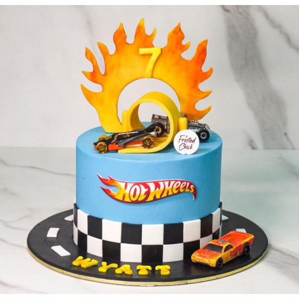 Hot Wheels Decorated Cake