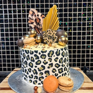 Leopard Decorated Cake