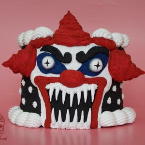 Killer Clown Decorated Cake