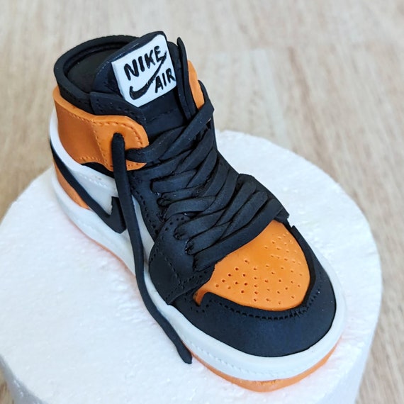 Nike decorated cake