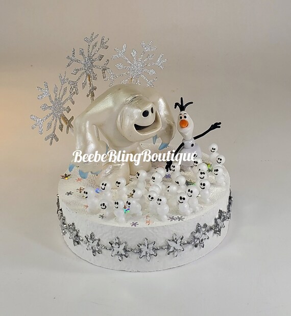 Olaf Decorated Cake