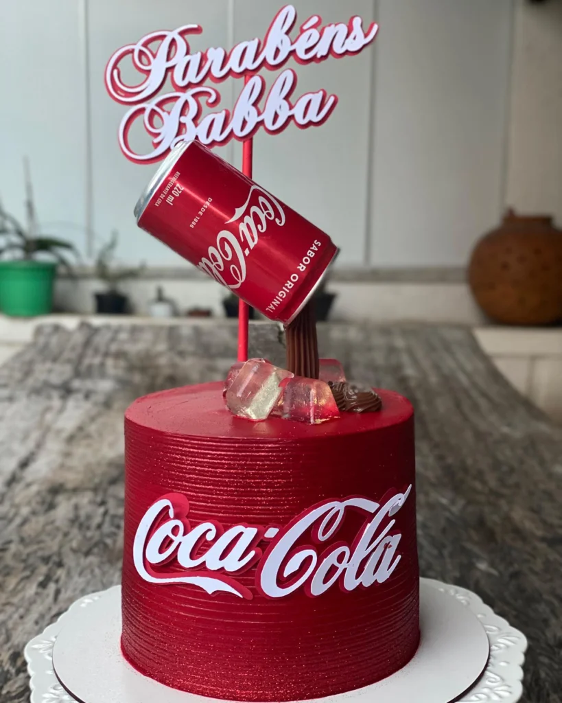 Bolo Decorado Coca Cola