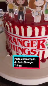 Bolo Decorado Stranger Things