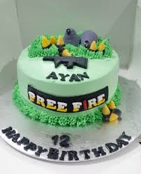 Free Fire Decorated Cake