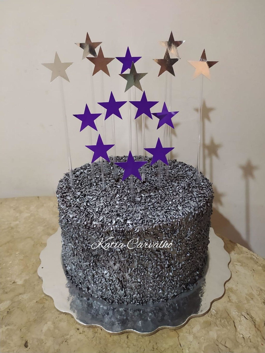 Bolo Decorado Estrelas