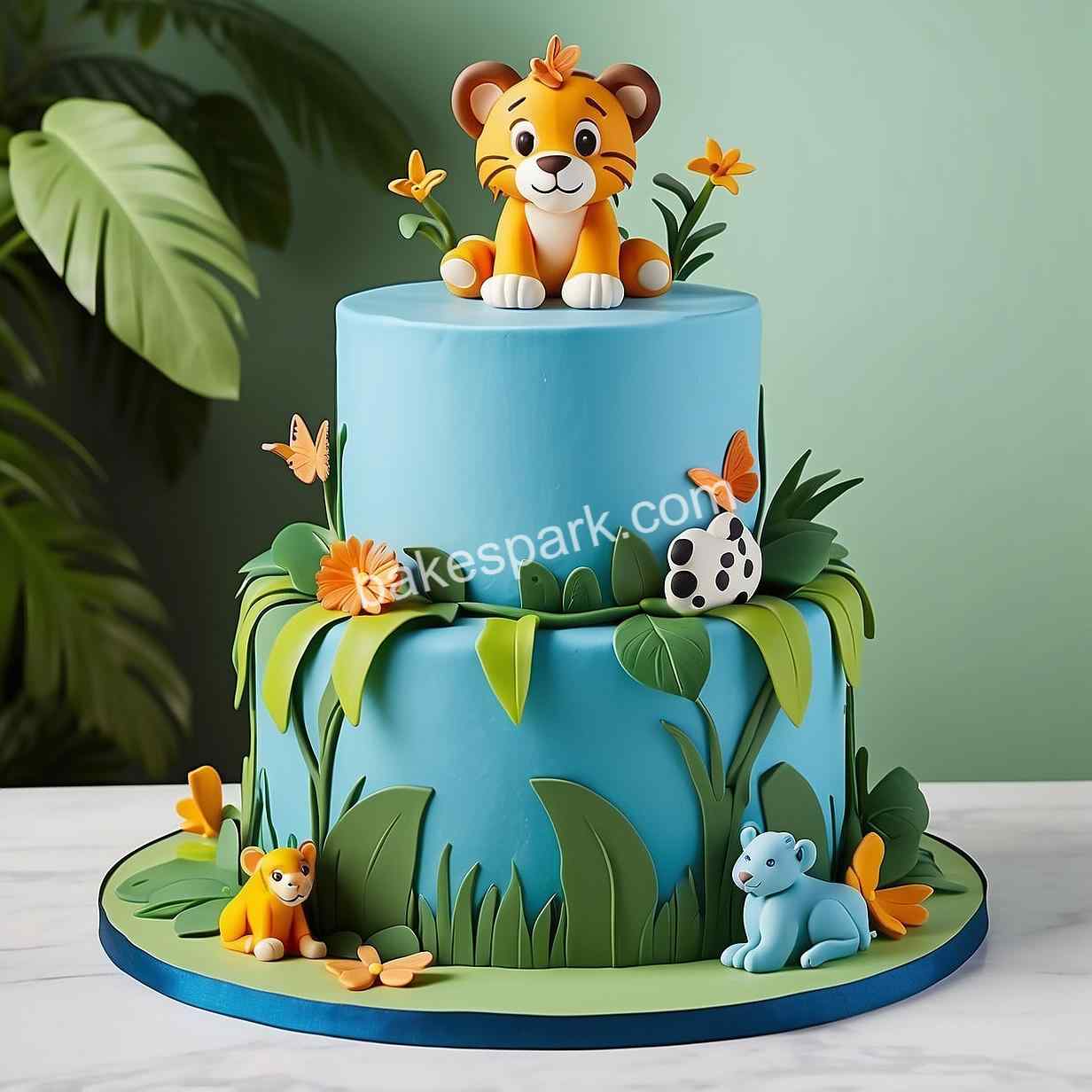 Lion Decorated Cake