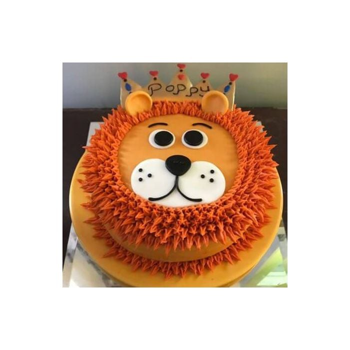 Lion Decorated Cake