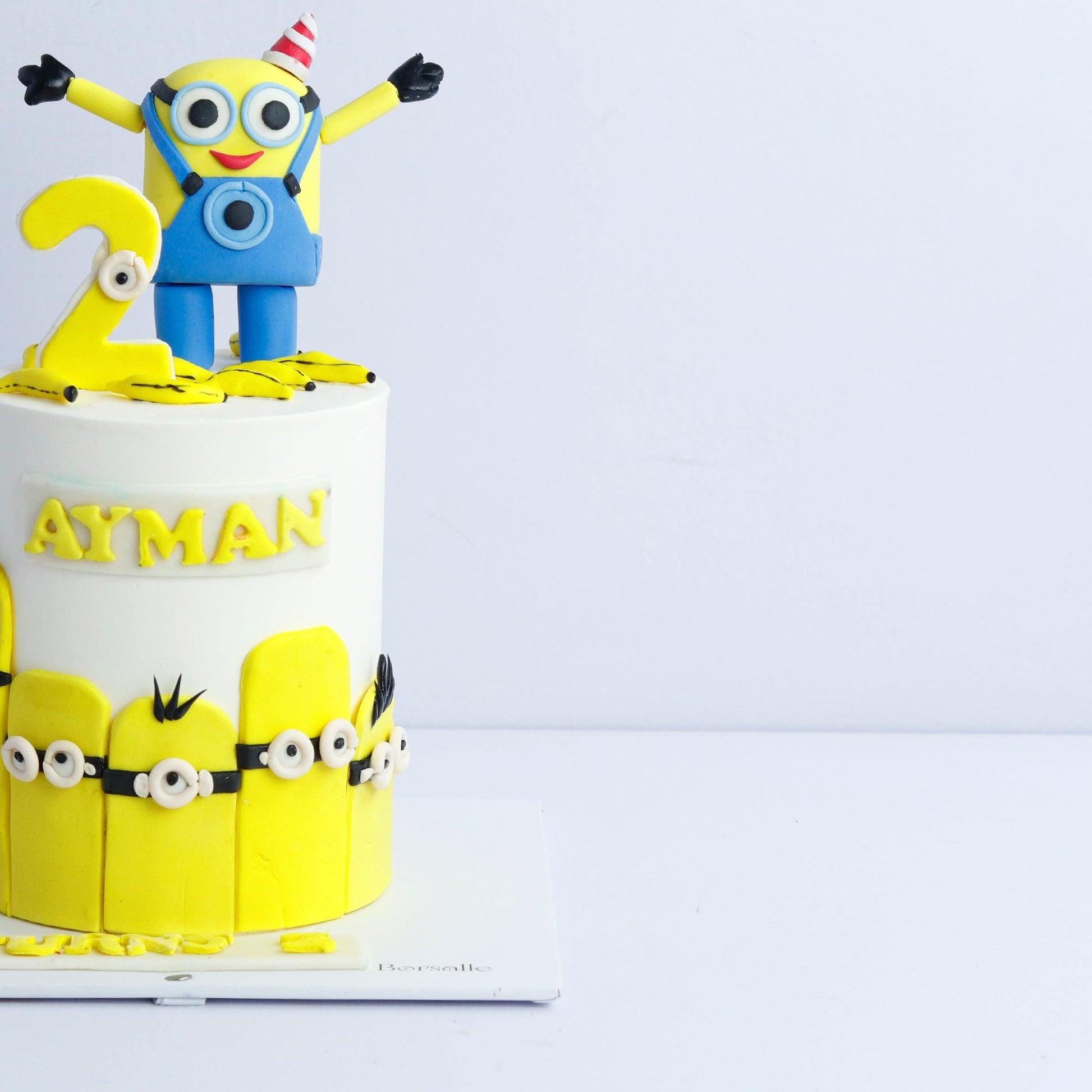 Minion Decorated Cake