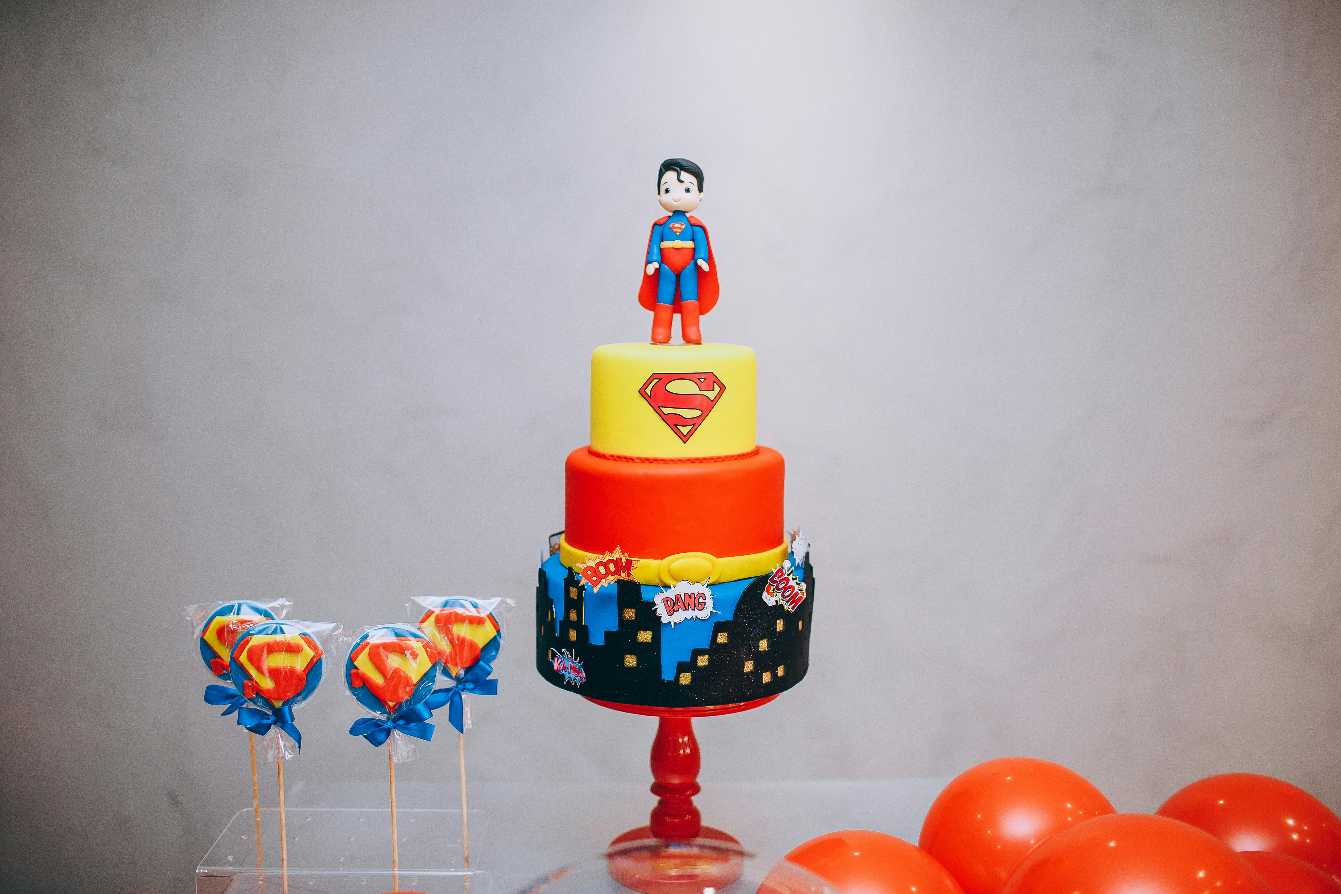 Superman decorated cake