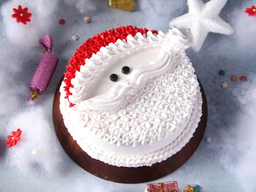 Santa Claus Decorated Cake