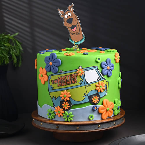 Decorated Scooby Doo Cake