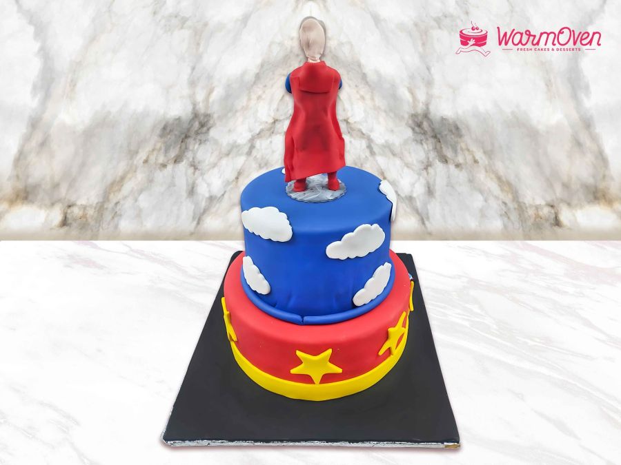 Superman decorated cake