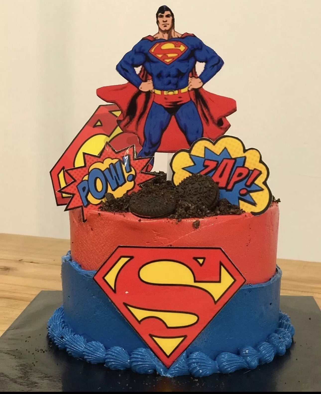 Superman decorated cake