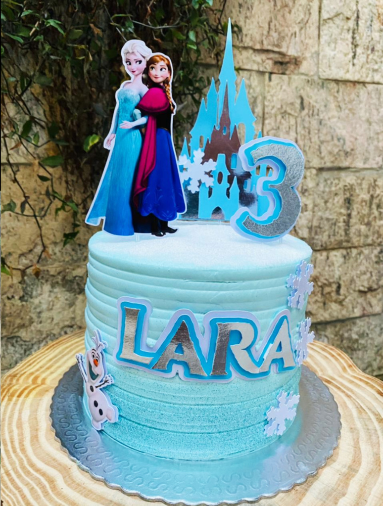 Bolo Decorado Frozen