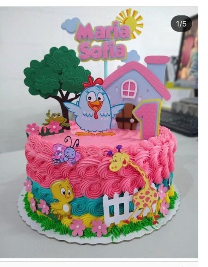 Pintadinha Chicken Decorated Cake