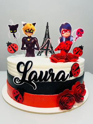 Bolo Decorado Ladybug