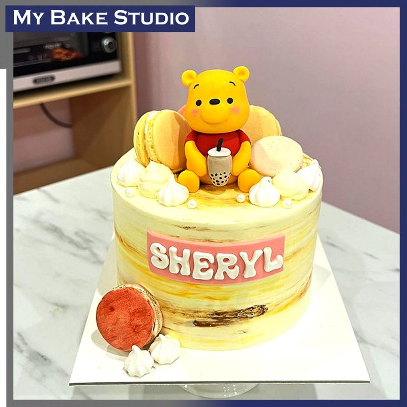 Winnie the Pooh Decorated Cake