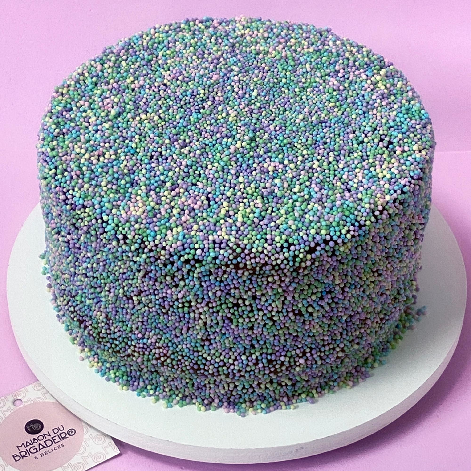 Bolo Decorado Candy Colors